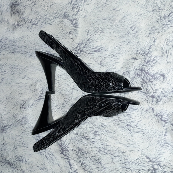 🖤 Tahari Black Sequin Heels🖤 - Picture 4 of 7